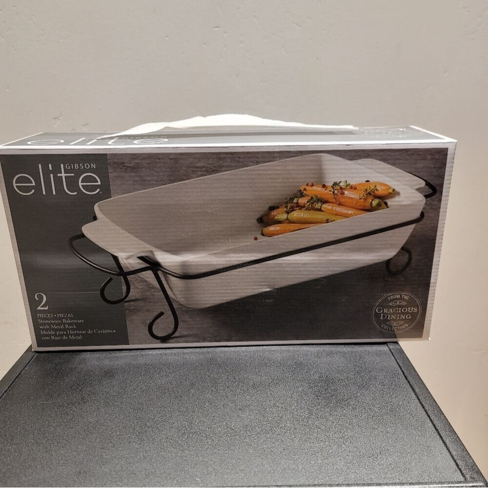 The Gibson Elite stoneware bakeware‎ with metal rack, 2 piece 15.5-inch